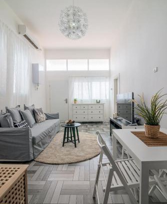 Haifa Apartment | Dream Near the Beach