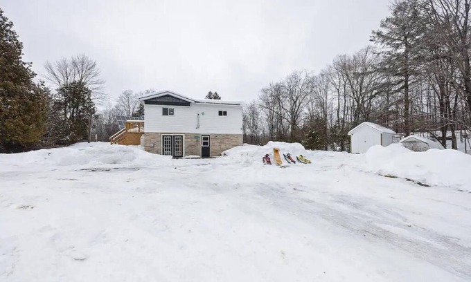 Arden House | Dream on a hill