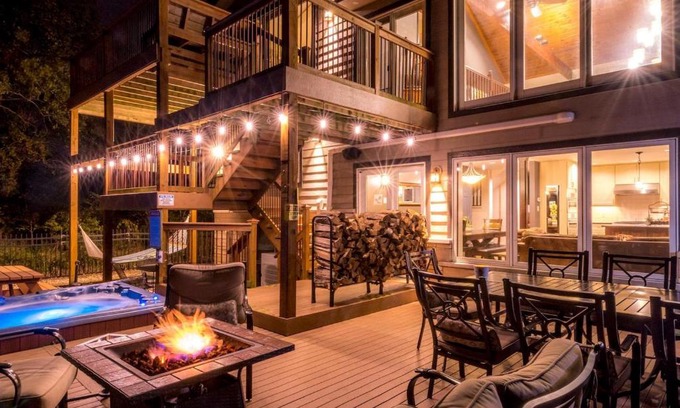 Miller Beach House | Dream Retreat Indiana Dunes National Park