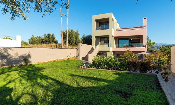 Makrys Tichos Villa | Dream's House - Villa with Pool & Stunning Views !