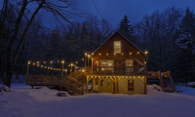 Stratton Cabin | Dream Stratton Forest Cabin w/Hot Tub & Fast WiFi