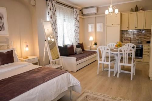 Orestiada Apartment | Dream Studios