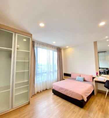 Kampung Bukit Dukong Apartment | Dream Suite 2 - Landmark Residence 1, High Floor, Nice view, Wi-Fi & Tv Box