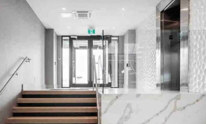 Northeast Mississauga House | Dream Suites Boutique Hotel - Private room in Mississauga