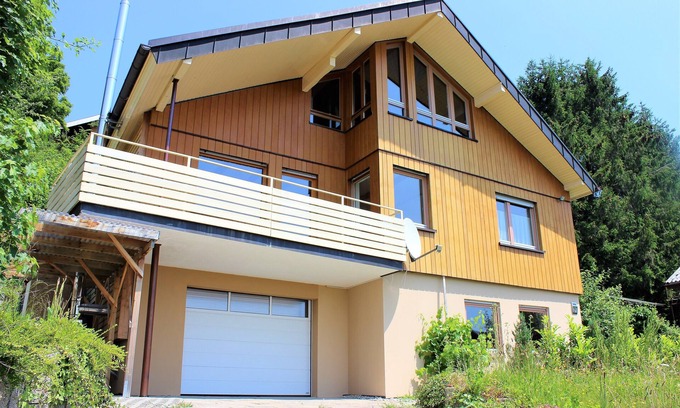 Lossburg Apartment | Dream vacation apartment Stefan *10pers *sauna *dream view *nature *family *friends