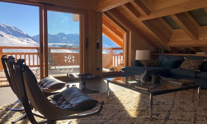 Cognet Apartment | Dream vacation! Luxurious apartment at the foot of the slopes, 4 terraces and central