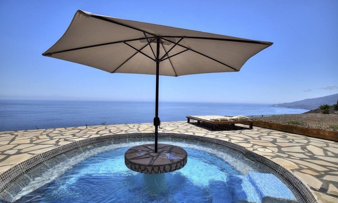 Puntallana Apartment | Dream view 800m to the sea. Top location to the highlights of the east side