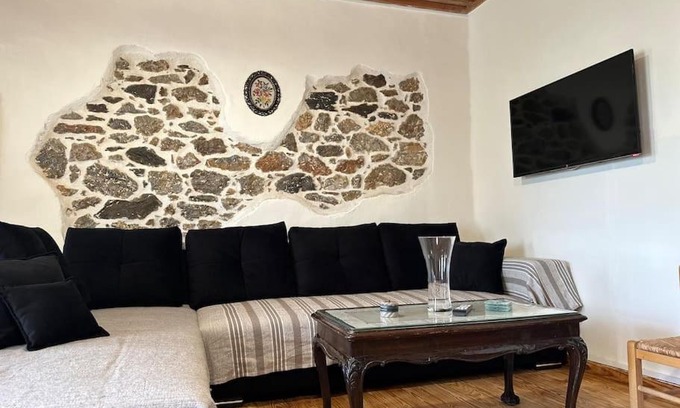 Kymi-Aliveri House | Dreamcatcher