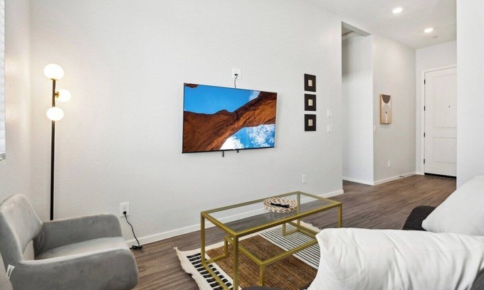 Casa Grande Apartment | Dreamlight Modern Home in Canopy at Cottonwood