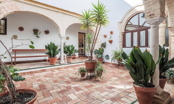 Carmona Apartment | Dreams of the Jewish Quarter * Oasis in Carmona Seville *