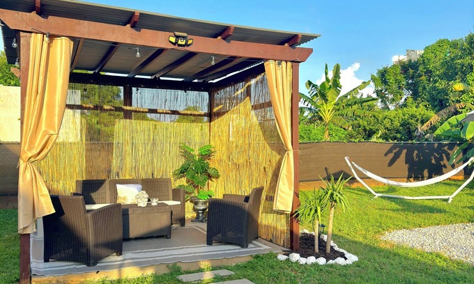 Almirante Norte House | Dreamsville- Casa de 3 Cuartos con Piscina Para Familias o Parejas