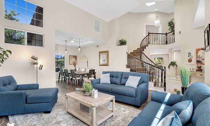 Poway House | Dreamsville - Countryside Solace - Spacious 5 BR, 3 BA, 3000+ sqft