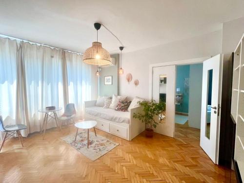 Oborishte Apartment | Dreamy Apartment Near To The Center