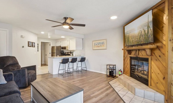 Lake Delton Condo | Dreamy Dells Oasis for Families & Couples