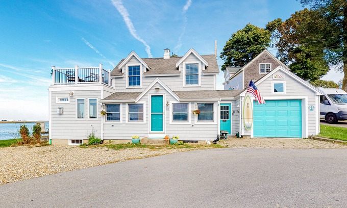 Ipswich House | Dreamy escape on the water with rocky beach,fire pit and outdoor seating
