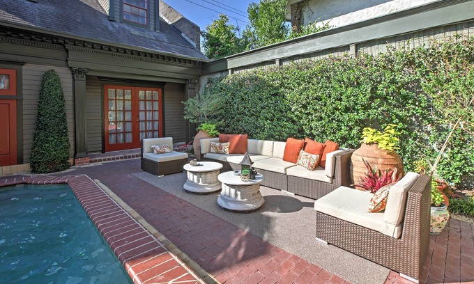 Neartown Apartment | Dreamy Houston Boho Cottage w/Private Pool!