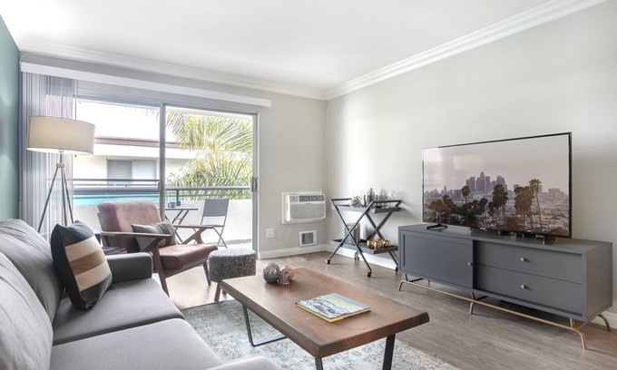 Palms Apartment | Dreamy Westside 1BR w/Gym + Pool, Tennis near Culver City, by Blueground