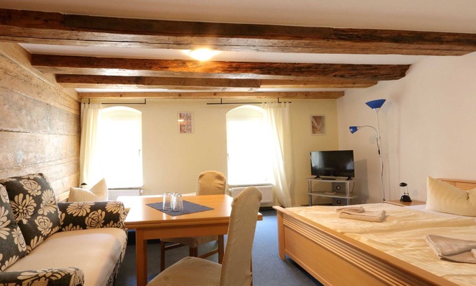 Old Town House | Dreibettzimmer - Pension Hafenblick