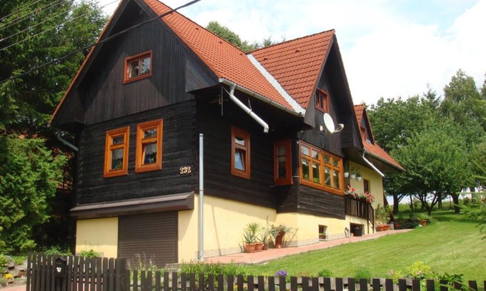 Liptovsky Trnovec Cabin | Drevenica Michael