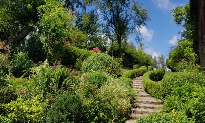 Nisramont House | Dri les Courtils