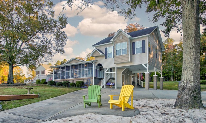 Ridgeway House | Drift Away @ Lake Wateree! Beach, Boat Ramp, Close to Town