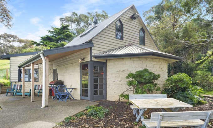 Ocean Grove Cottage | Driftaway Cottage - An enchanting escape