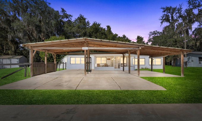 Fort McCoy House | Drifter's Landing at Lake Kerr's, Kerr Key