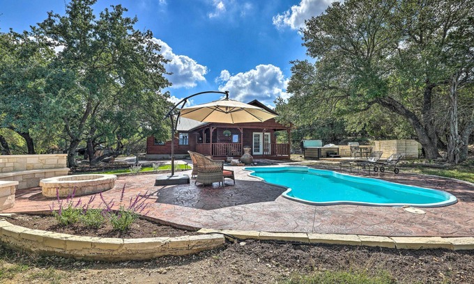 Dripping Springs Cabin | Dripping Springs Cabin w/Pool, Hill Country Views