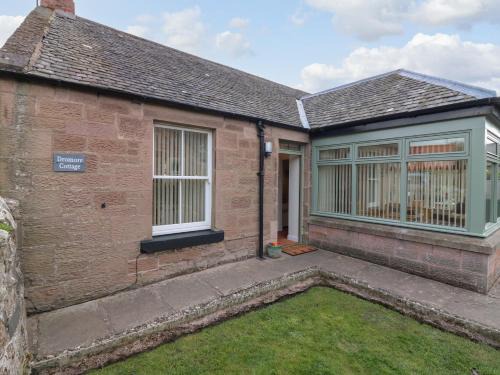 Norham House | Dromore Cottage
