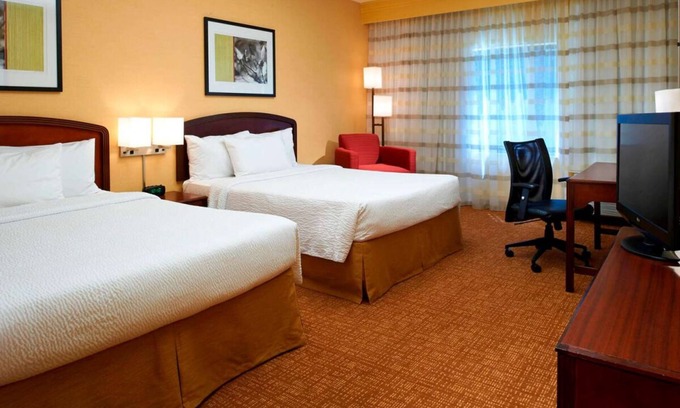 West Dundee House | Drop by Santa's Village! 4 Units w/Free Parking, Swimming Pool, Pet-Friendly!