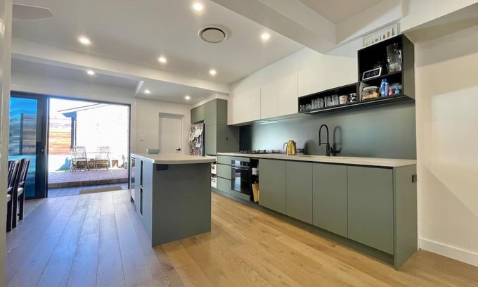 Drummoyne House | DRUM8- 3 Bed townhouse Drummoyne