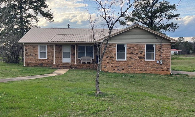 Talladega House | Drunk'N Springs Brick House