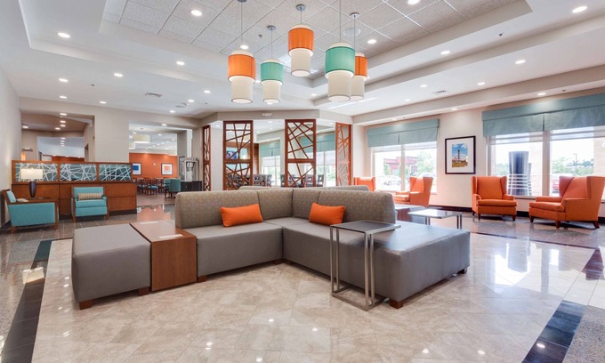 Biggar Hotel | Drury Inn & Suites Fort Myers Airport FGCU