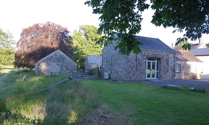 Pentrefelin Cottage | Dryslwyn Cottage