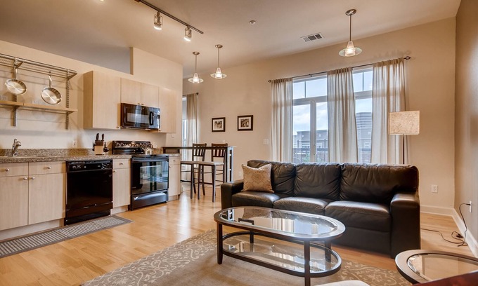 Greenwood Village Condo | DTC Furnished 1 Bedroom in Greenwood Village