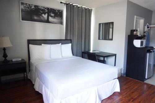 Westlake South Hotel | DTLA Hotel