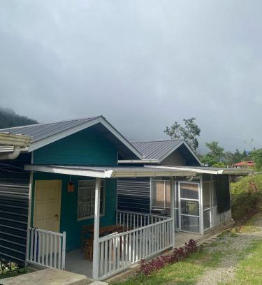 Dumpiring Atas House | Dtwinnie homestay lalita house