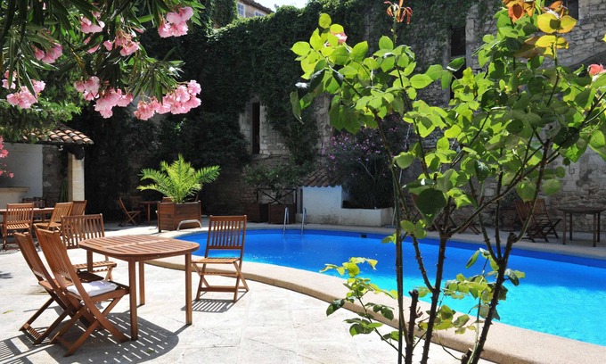 Arles City Centre Hotel | Du Forum