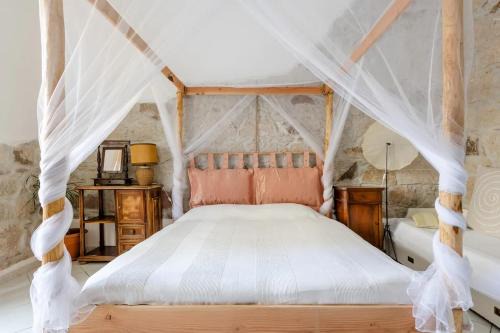 Bosa Historic Centre Apartment | DUAS PEDRAS, private apartment in the heart of Bosa