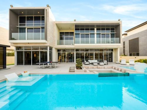 Dubai Villa | Dubai Hills Mansion Cinema, Gym & Luxe Pool