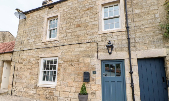 Richmond House | DUCK COTTAGE, pet friendly, character holiday cottage in Melsonby