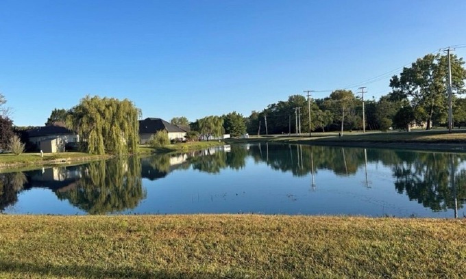 Delaware County House | Duck Pond View