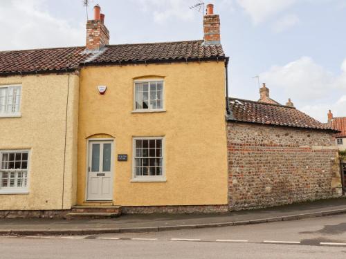 Whixley House | Duckstone Cottage