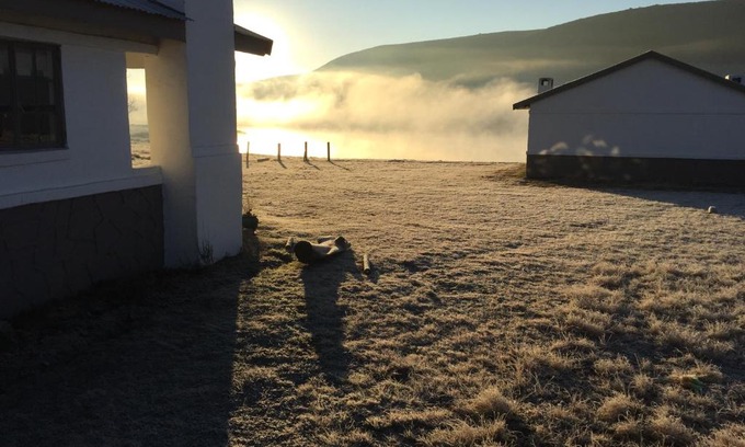 Dullstroom Ski Chalet | Dullstroom on the Dam