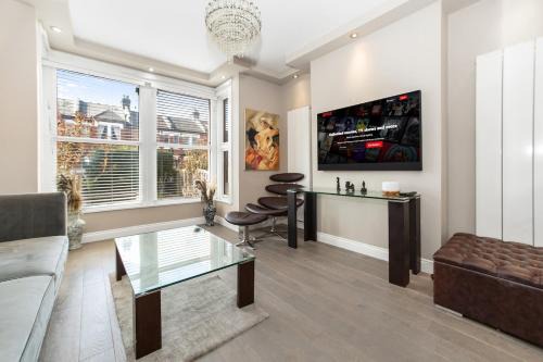Gipsy Hill Apartment | Dulwich 3 Bed Apartment