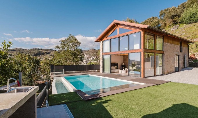 Portela House | Dunas e Abraços