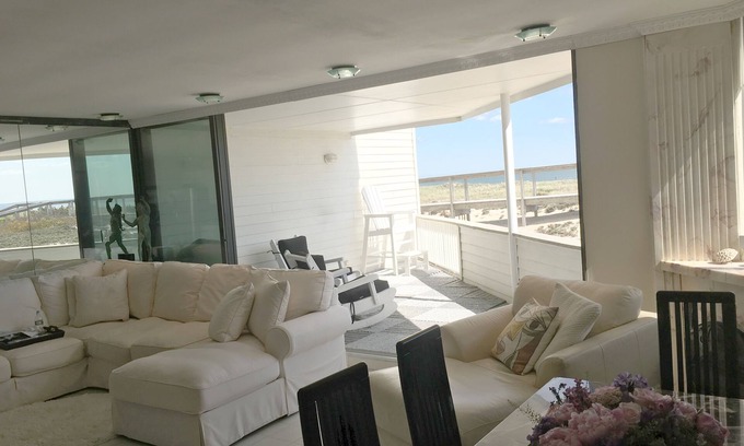 Westhampton Beach Condo | Dune Road Westhampton Oceanfront