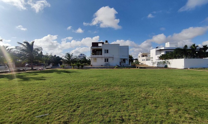 Cheyyur Villa | Dunes by coastclub : Lawn Group Games + Beach Views