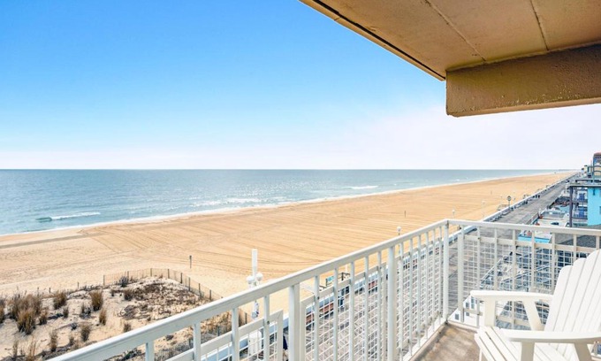 Ocean City Hotel | Dunes Suites Oceanfront