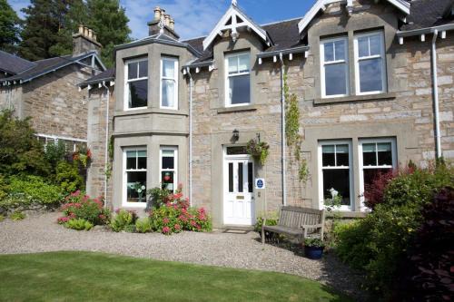 Pitlochry House | Dunmurray Lodge Guesthouse and Loft Apartment